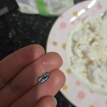 Teksüt Taze Lor Peynirinde Sert Siyah Yabancı Cisim