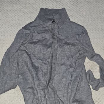 Talimatlara Uygun Yıkama Sonrası Gömlek Çekti Ve Bisse'den Cevap Alamıyor