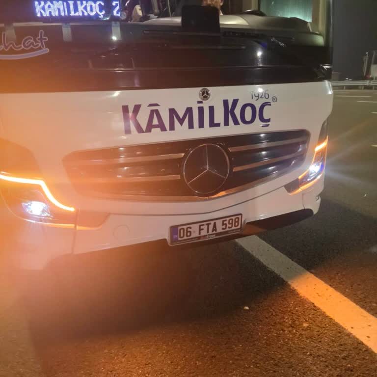 Kamil Koç Otobüsünde Çifte Arıza, Saatlerce Bekleme Ve Tehdit