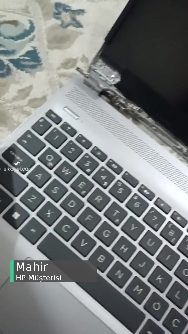 HP Laptopum Menteşelerinden Kendiliğinden Söküldü Ve Garanti Reddetti! videonun kapak resmi