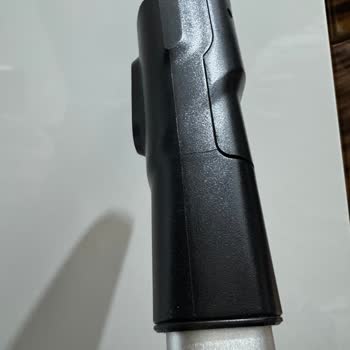 Philips SpeedPro Max Dikey Süpürgede Kronik Bağlantı Çatlağı