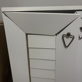 Evkur'dan Gecikmeli Teslimat Ve Hasarlı Dolap İçin İade Talebi