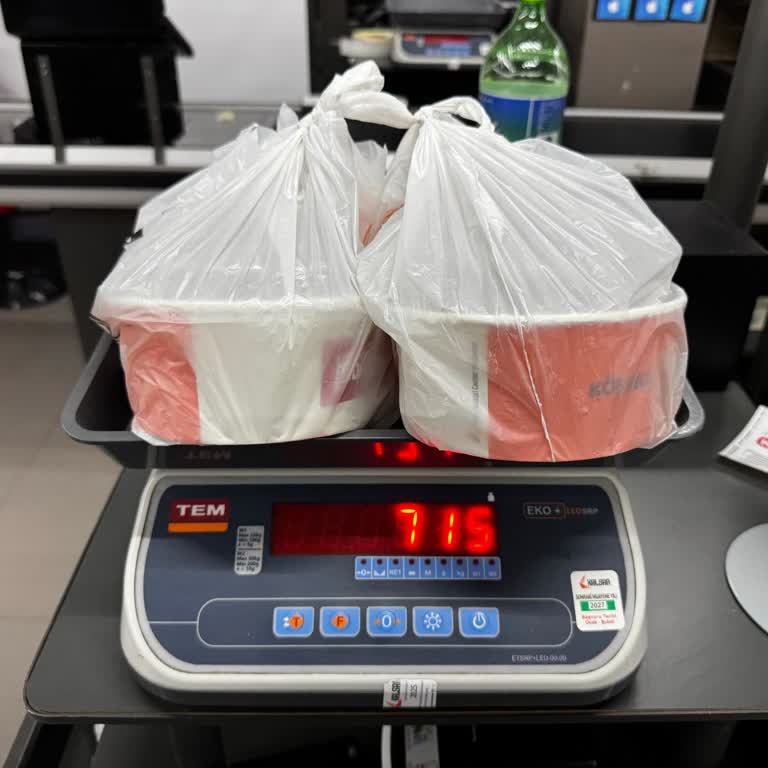 Köfte Ağırlığı 2 Kg Yerine 715 Gram; İade Talebi