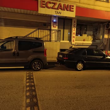 Tan Eczanesi (Bağcılar) Nöbetçi Eczane Olmasına Rağmen Kapalıydı