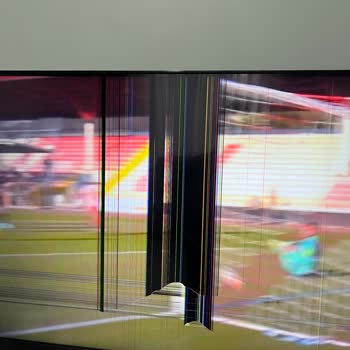 Garanti Kapsamındaki Televizyonumda Servis Sonrası Ek Hasar Ve Ekran Farklılığı