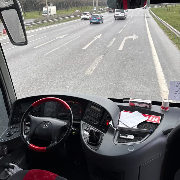 Otobüs Arızası Nedeniyle 1,5 Saat Bekletilme Ve Bilgi Verilmemesi