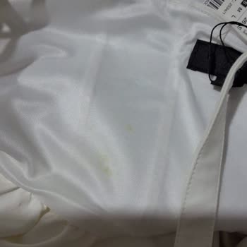 Zara'dan Aldığım Elbiselere Gelen Defolu Durum Ve Mağduriyetim