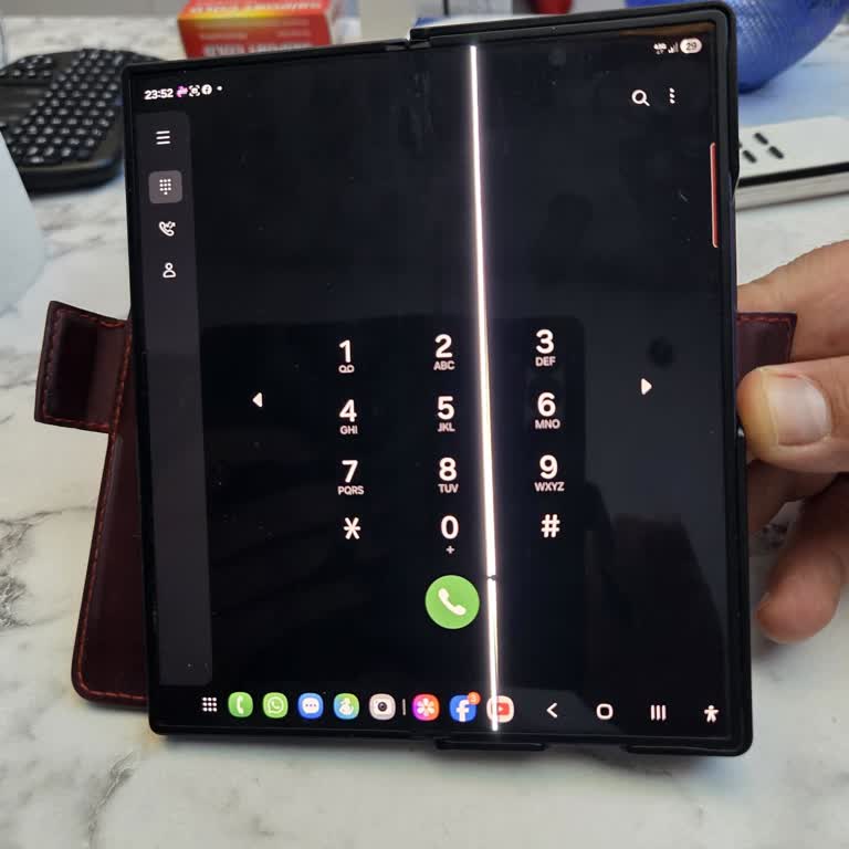 Samsung Z Fold 6 Ekran Lekesi Ve 34 Bin TL'lik Değişim Ücreti Şikayeti