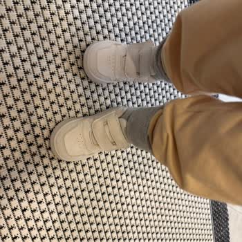 Renk Farkı Ve Kirli Ayakkabı: Ücretsiz İade Ve Tam İade Talebi