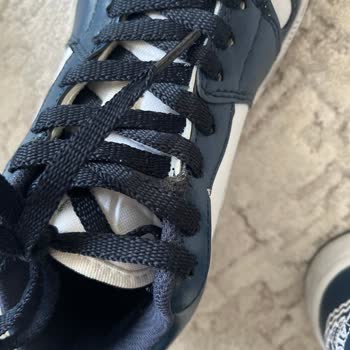 Viona Store'dan Defolu Ayakkabı Ve Cevapsız Destek