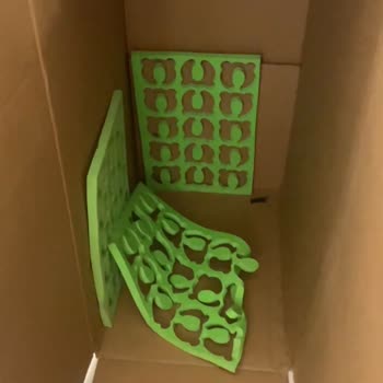 Kırık Gelen Akülü Araba Ve Bilgilendirme Olmadan Sipariş İptali