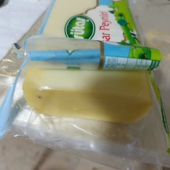 Sütaş Kaşar Peynirinde Kalite Kontrol Sorunu: Siyah Yabancı Cisim