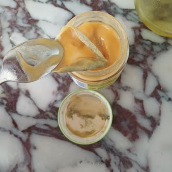 Hero Baby Meyve Püresi Kapağını Açtığımda Küflenmiş Ve Kabuklu Çıktı