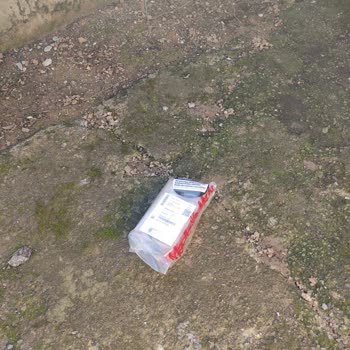 Kargo Paketi Bahçeye Atıldı, Hasar Tutanakları Düzenlenmedi