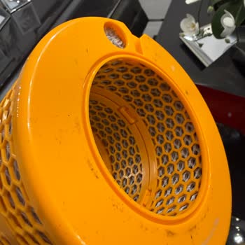 Dyson Filtreleri Ambalajsız, Kirli Ve Sigara Kokulu; Yeni Filtre Talebi Gecikiyor