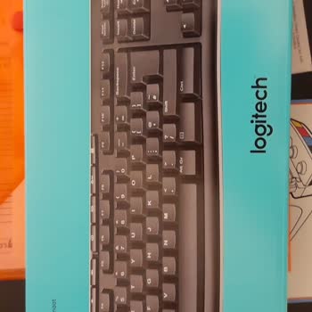 No puedo usar mi Logitech K270 por falta de receptor USB