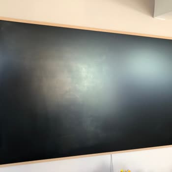 Media Markt'ta TV Temizleme Ürünü Ekranı Mahvetti, İade Reddi