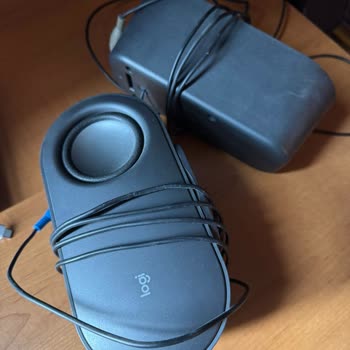 Altavoz Logitech Z407 deja de emitir sonido tras expirar garantía