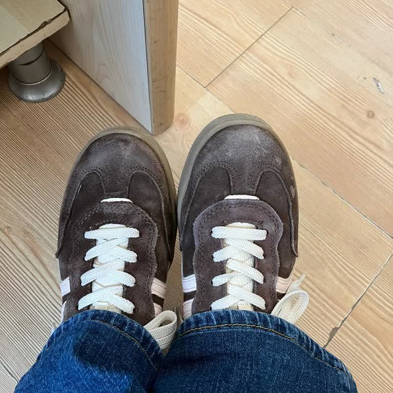 Stradivarius Süet Ayakkabı Kısa Sürede Kullanılamaz Hale Geldi