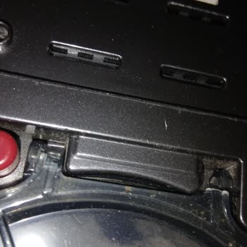 Fakir Innovator X7272 Süpürge Parçaları Kırıldı Performans Düşük Ve Ücretsiz Değişim Talebi