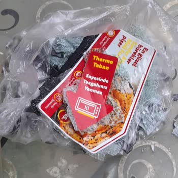 Fırın Kapağı Kullanım Olmadan Patladı, Servis Kullanıcı Hatası Dedi Ve Ücret Talep Etti