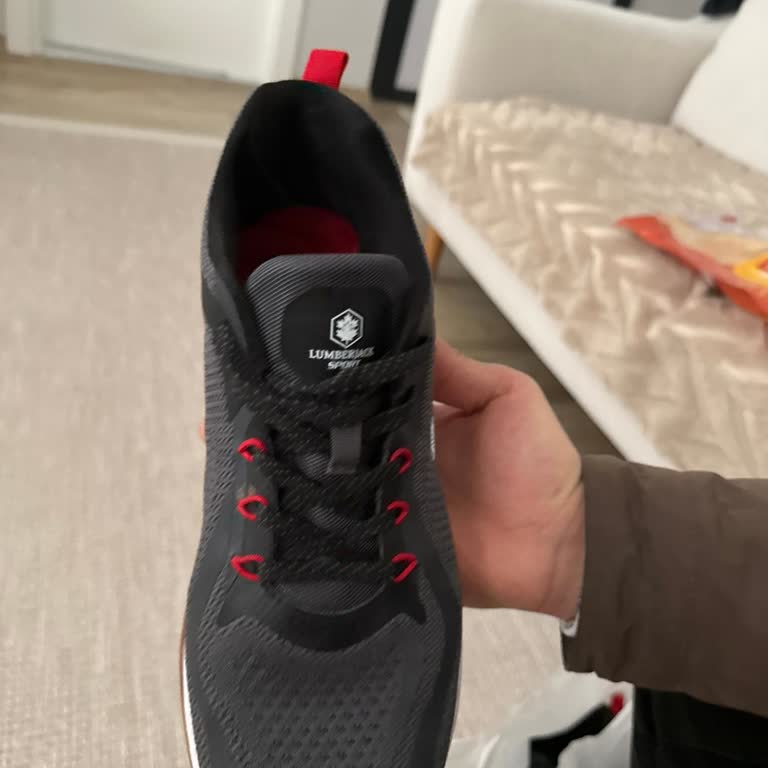 Garanti Kapsamındaki Ayakkabının İlk Kullanımda Çatlaması Ve Mağaza İhmali