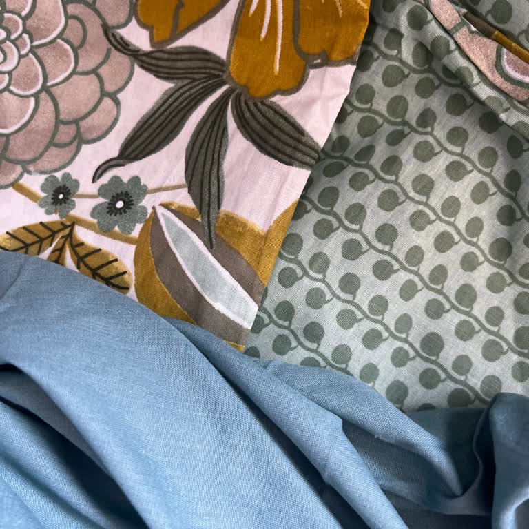 Yeşil Nevresim Takımında Eksik Lastikli Çarşafın Hemen Gönderilmesi Gerekiyor