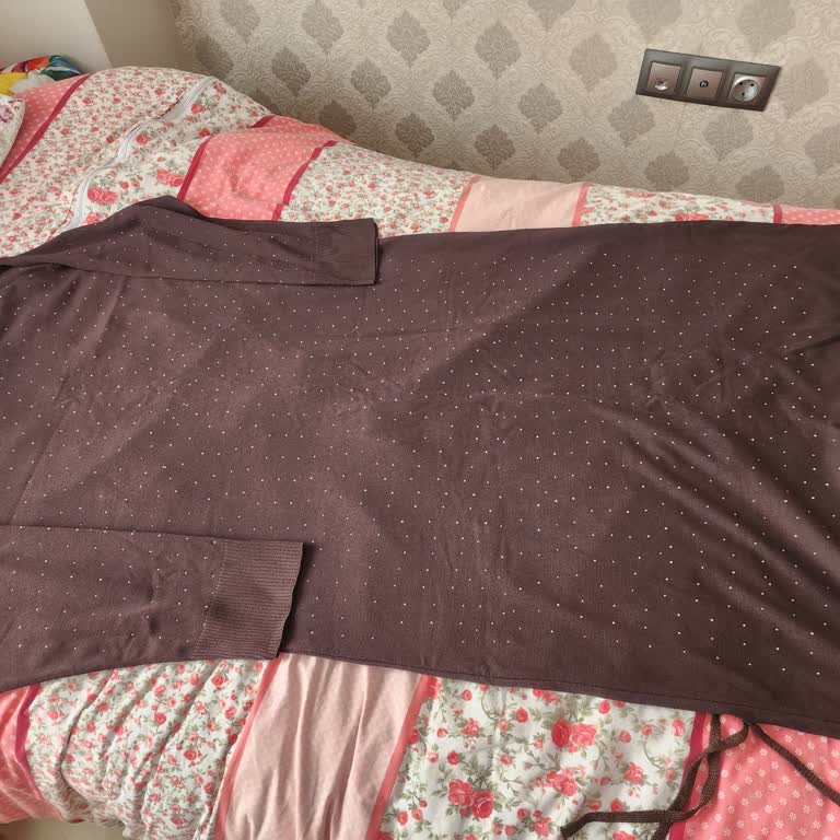 Büyük Elbise Değişim İsteği İçin İletişim Bulamama Ve İade Talebi