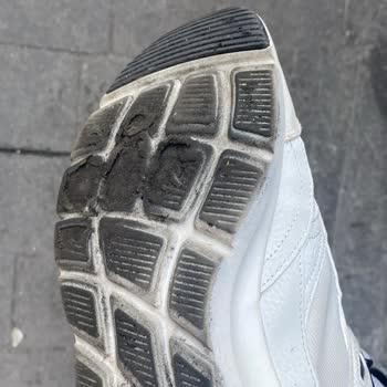 Skechers Ayakkabısının Tabanı Eridi, Değişim Onayı Reddi