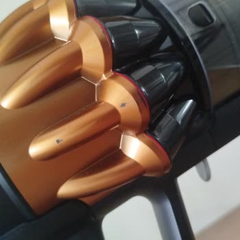 Ses Sorunu Ve Boya Atması Nedeniyle Dyson Süpürge Değişim Talebi