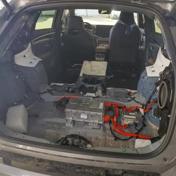 BYD Seal rechaza garantía por daño de líquido en el maletero