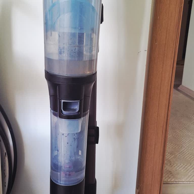 Philips 9000 Süpürge 2 Yılda 5 Defa Arızalı Servise Gitti