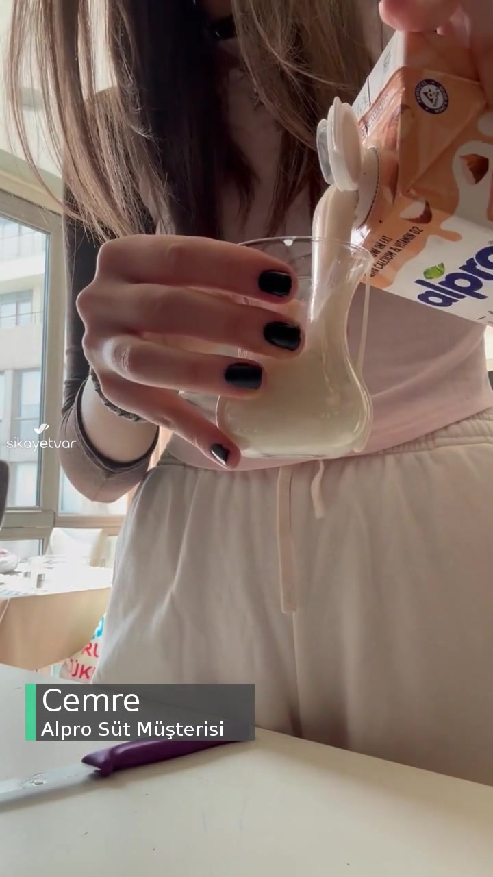 Alpro Vanilya Aromalı Badem Sütümün STK Geçmediği Halde Katılaşması videonun kapak resmi