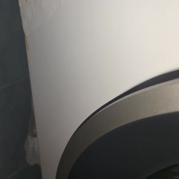 Bosch Serie 4 Çamaşır Makinesinde Paslanma Ve Kapak Boya Soyulması Şikayeti