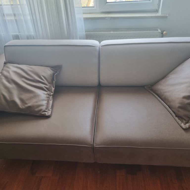 Kelebek Mobilya Teslimat Gecikmesi Ve Yanlış Renkli Koltuk Değişimi Talebi