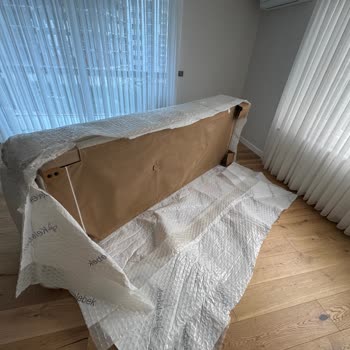 Kelebek Mobilya’da Yırtık Kumaş Ve Hatalı Parça Gönderimi İçin Hızlı Çözüm Talebi