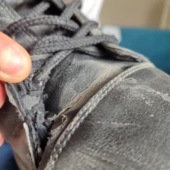 FLO Botunda Kısa Sürede Yırtılma, Değişim Ve İade Talebi