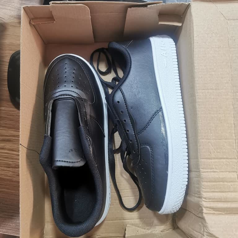 Mavibulut1252 Çakma Ayakkabı Gönderimi ve Ulaşım Sorunu