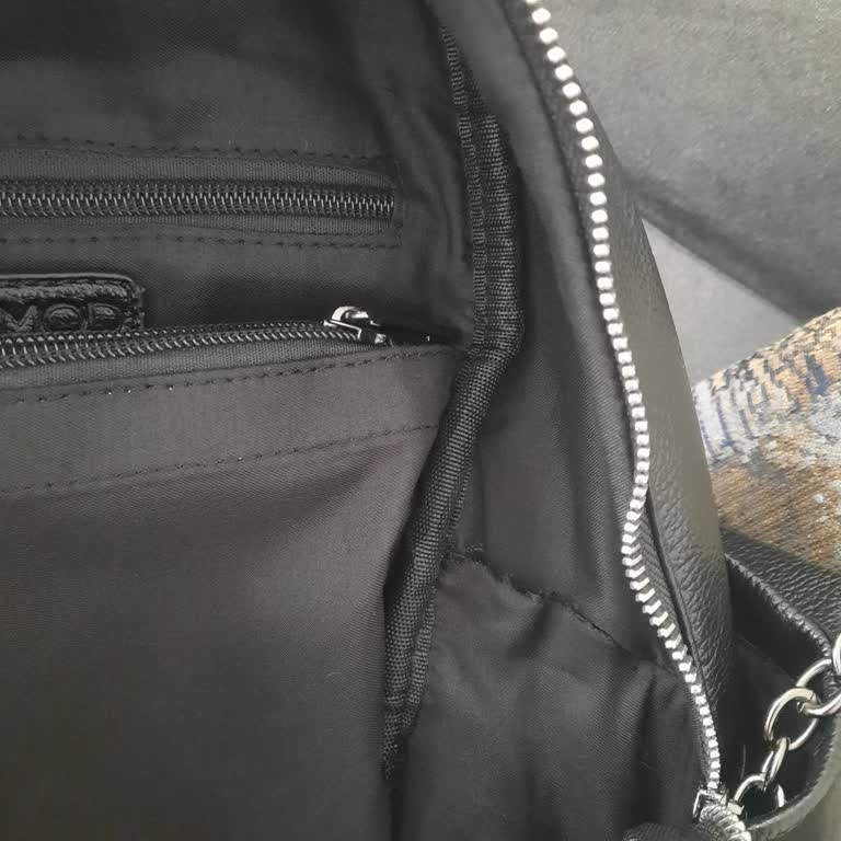 Kısa Sürede Yırtılan Çanta İçin İade Ve Değişim Talebi