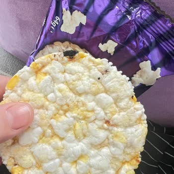 Eti Gong Ürününün Kenarında Siyah Lekeler Ve Hijyen Endişesi