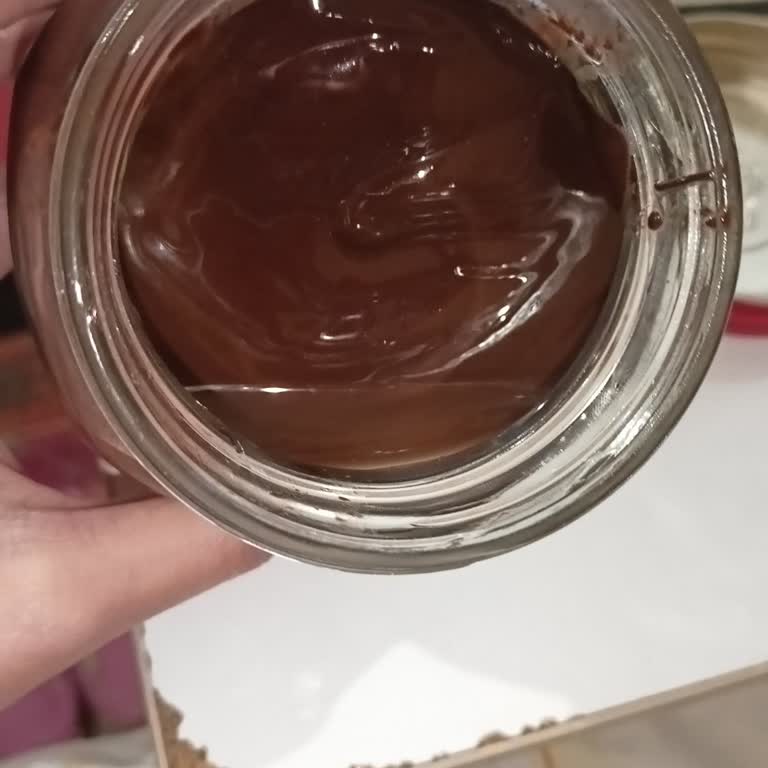 Sarelle Bitter Fındık Ezmesinde Jelatin Sızıntısı Ve Sulanma: Sağlık Endişesi Ve Ücret İadesi