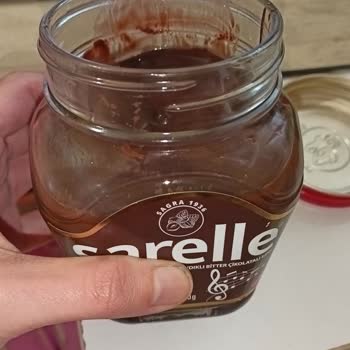 Sarelle Bitter Fındık Ezmesinde Jelatin Sızıntısı Ve Sulanma: Sağlık Endişesi Ve Ücret İadesi