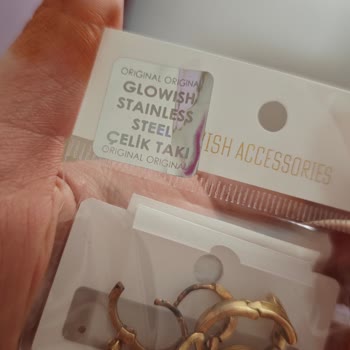 Migros’ta Çelik İddia Edilen Küpe Gerçekte Pirinç, Sağlık Riski Ve Ücret İadesi Talebi