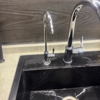 Montaj Sırasında Tesisat Bozuldu, Su Kaçağı Oluştu Ve Müşteri Hizmetleri Yardımsız Bıraktı