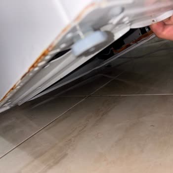 Profilo Çamaşır Makinesinde Alt Bölüm Paslanması Ve Garanti Reddi