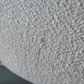 Çetmen'den Gelen Kusurlu Koltuk Takımına Yanıt Yok Ve Değişim Talebi