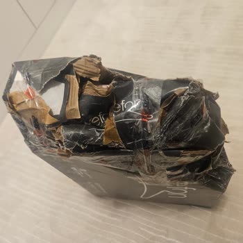 Parçalanmış Ve Islak Kargo Teslimi Nedeniyle Müşteri Mağduriyeti