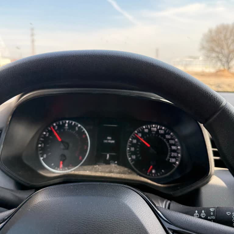 Araç Çalışmadı, Çağrı Merkezine Ulaşılamadı: Kira Ve Kasko Ücreti İadesi