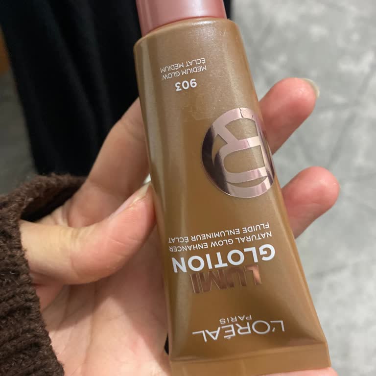 L’Oreal Paris 903 Nemlendiricisinin Işıltısının Kaybolması