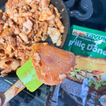 Migros Hastavuk Piliç Döner Ürününün Pişmemiş Parçaları Sağlık Riski Oluşturuyor